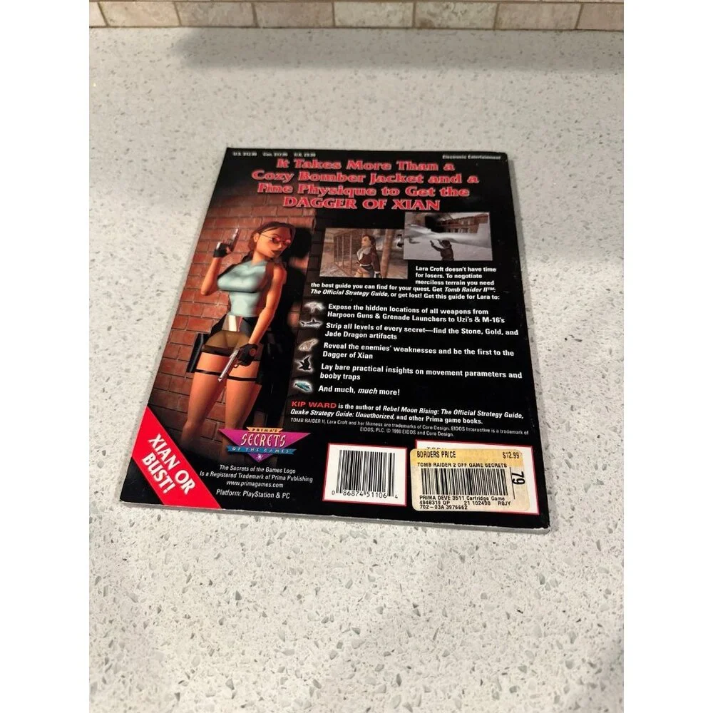 Vintage Tomb Raider 2 strategy‎ guide